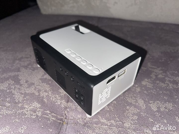 Мини проектор