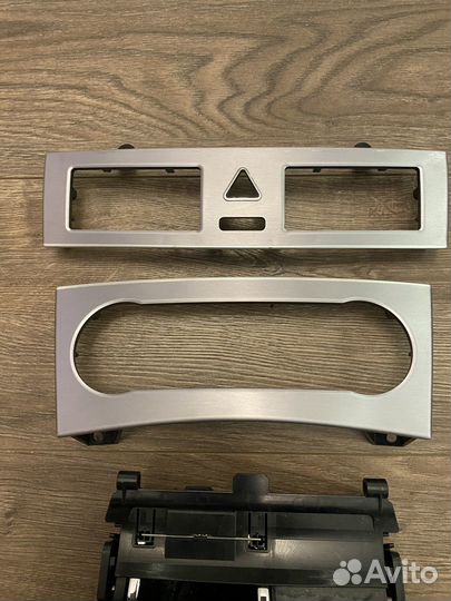 Комплект накладок передней панели Mercedes C W203