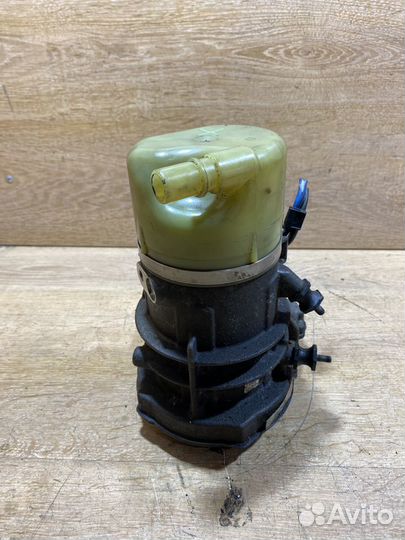 Насос гура Ford S-MAX