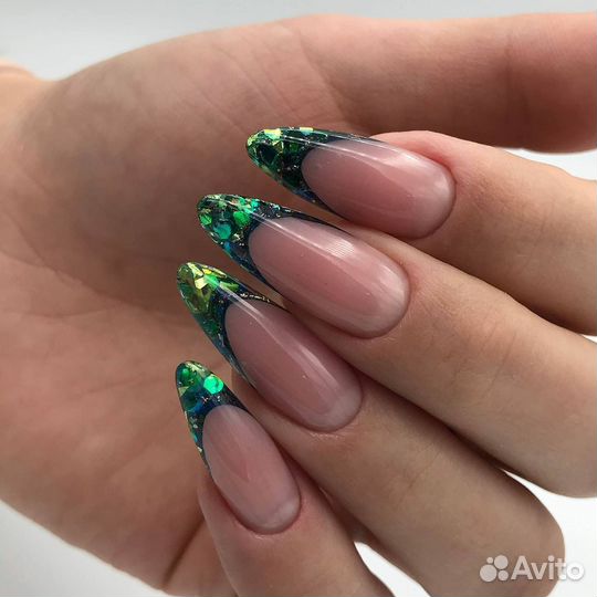 Маникюр, педикюр, наращивание ногтей