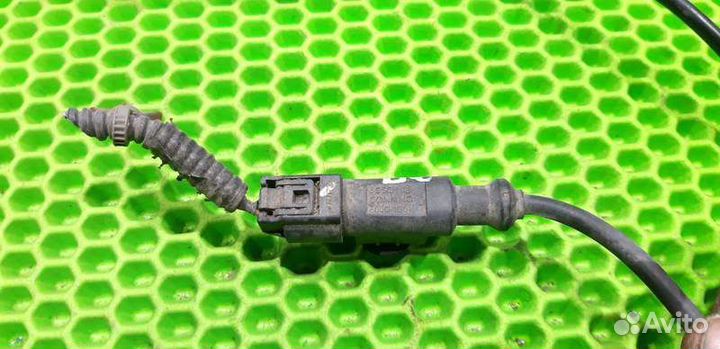 Датчик ABS задний правый Nissan Tiida C11