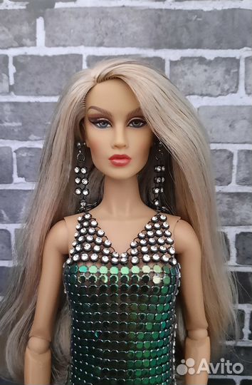 Кукла Amirah Majeed Breaking Dawn, нюд