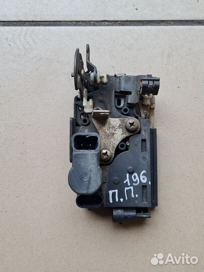 Замок открывания двери chery fora Vortex Estina