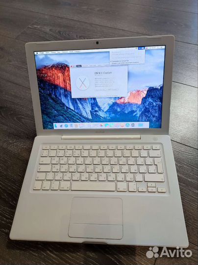 Apple MacBook A1181