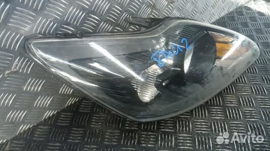 Фара правая ford focus 2 (8AG02MU01)