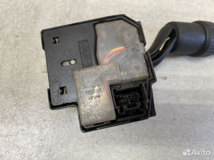 Переключатель подрулевой