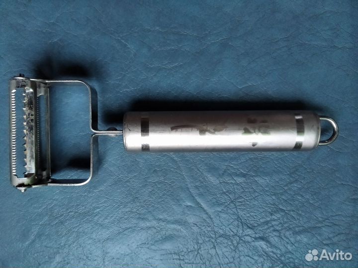 Нож для чистки овощей