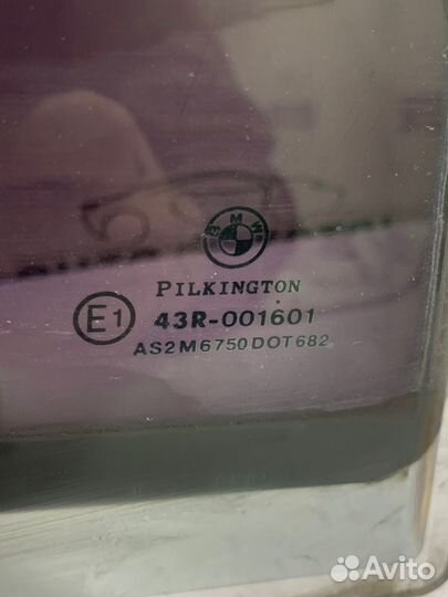 Стекло двери заднее правое Bmw 745 E65 N62B44 2004