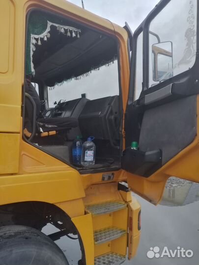 Shacman (Shaanxi) F2000, 2012