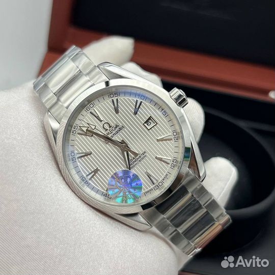 Часы Omega Seamaster Aqua Terra