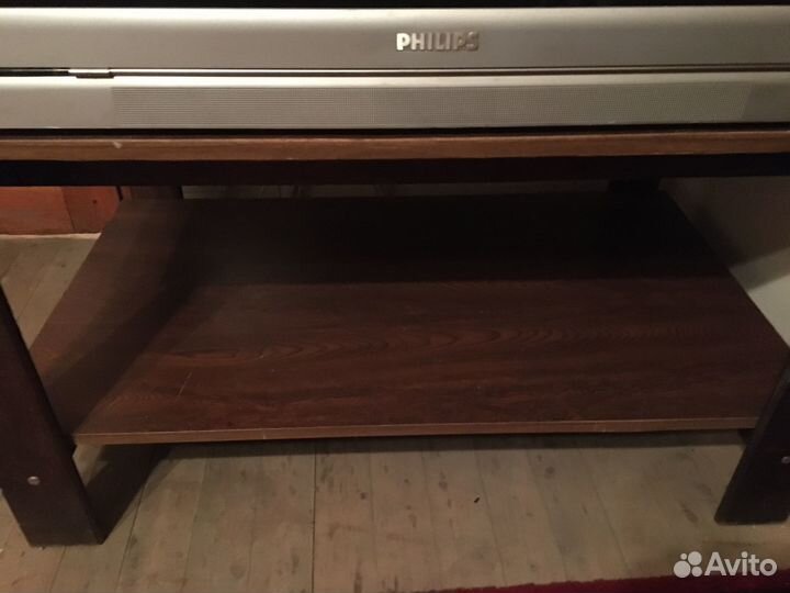 Столик журнальный СССР + телевизор”Philips”