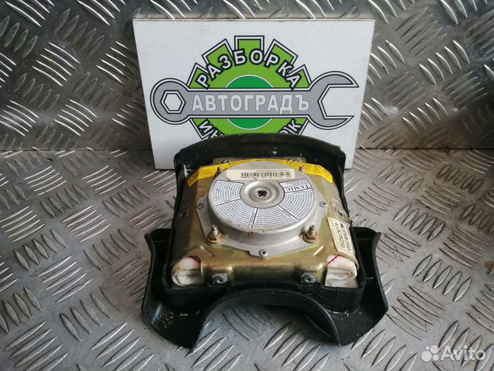 Airbag в руль Volkswagen Golf 3 1996г