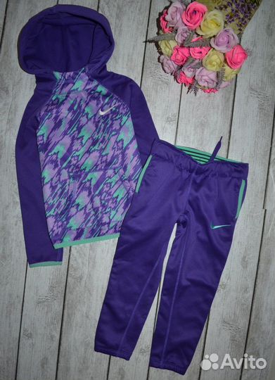 Спортивный костюм Nike