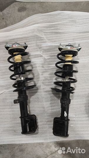 Передние стойки ваз 2190