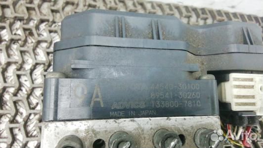 Блок ABS lexus GS 3 (LAD16KW01)