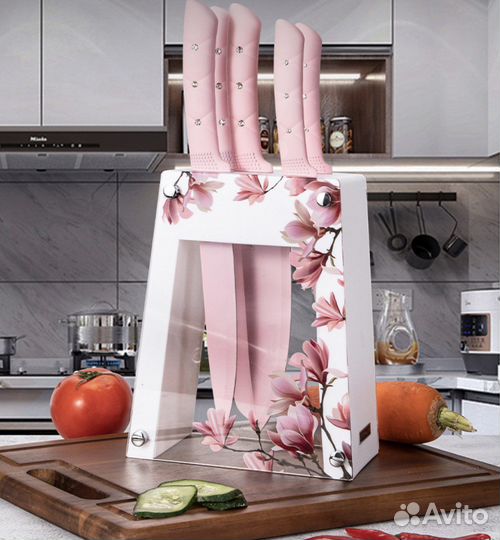 Набор кухонных ножей с подставкой