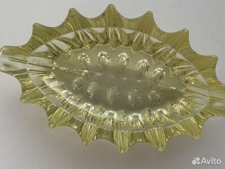 Пепельница лодочка жёлтое цветное стекло СССР гхз