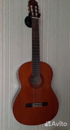 Классическая гитара yamaha c 40