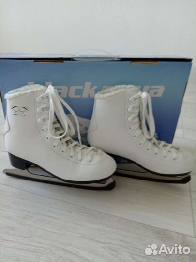 Коньки ледовые фигурные