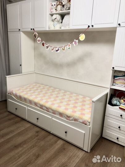 Кровать кушетка IKEA хемнэс hemnes с 2 матрасами