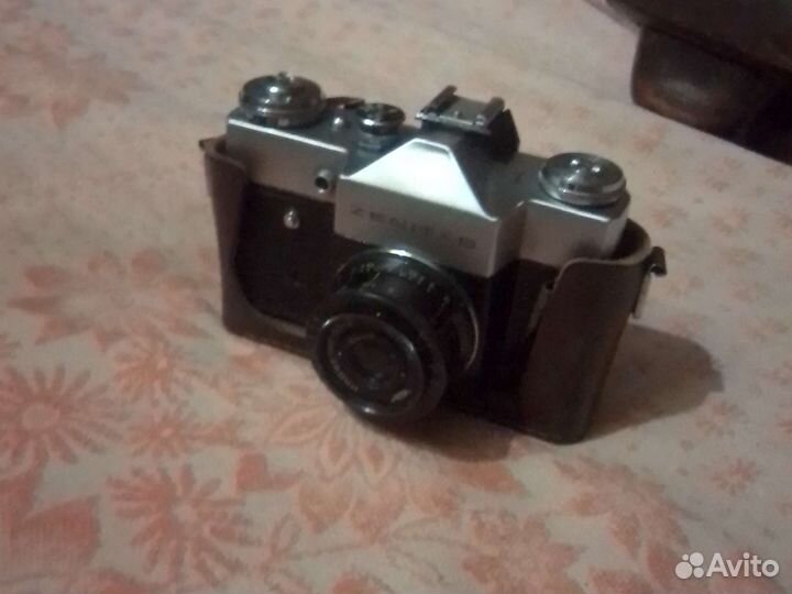 Старинный советский фотоаппарат б/у