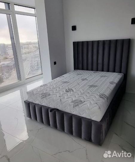 Дизайнерская кровать