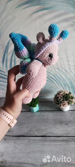 Бегемотик, который мечтает стать бабочкой