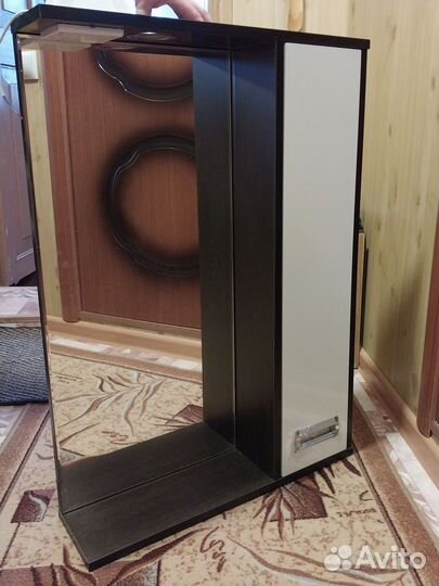 Шкафчик для ванной