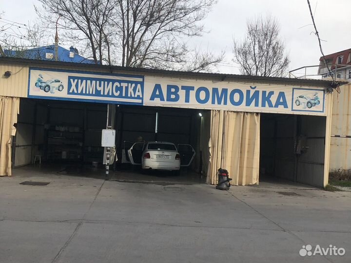 Автомойщик и администратор с проживанием