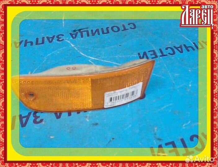 Повторитель поворота в бампер honda inspire UA2 пр