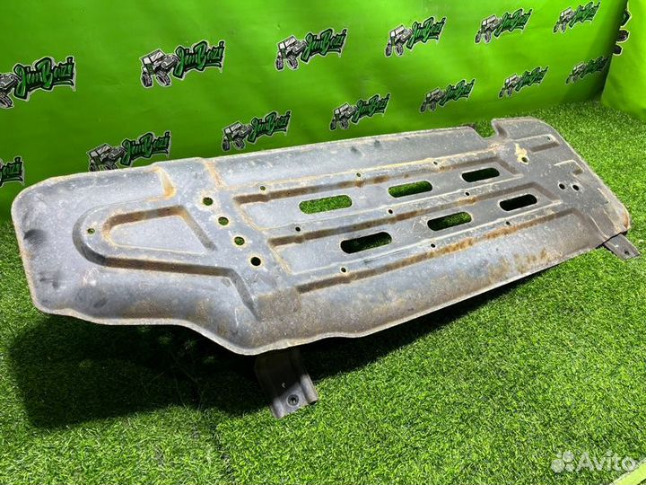 Защита топливного бака Infiniti Qx56 JA60 VK56DE