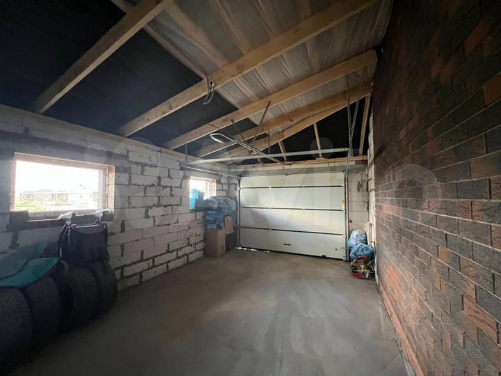 Дом 245 м² на участке 7 сот.