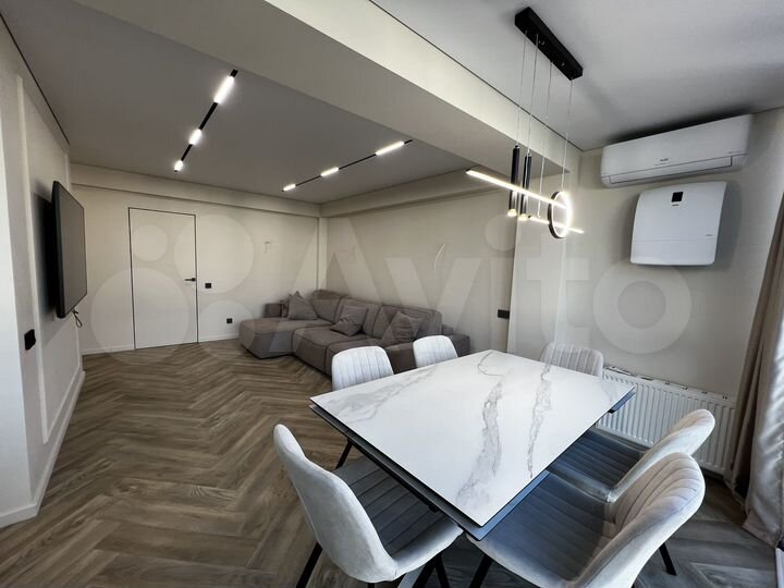 4-к. квартира, 95 м², 6/9 эт.