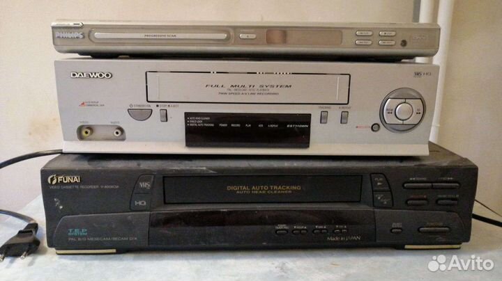 Видеомагнитофон