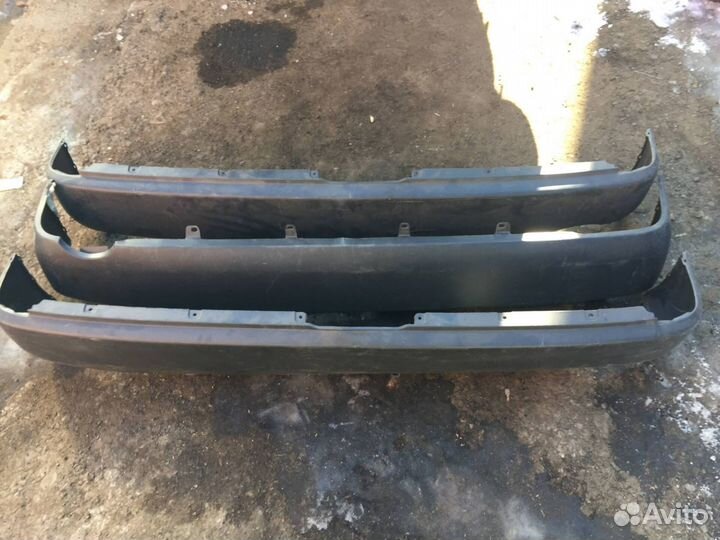 Бампер задний Toyota HiAce