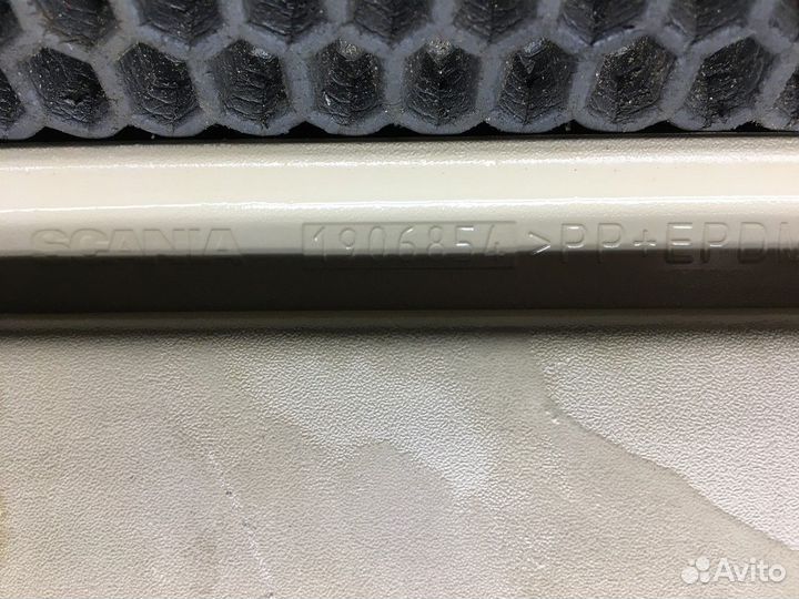 Крышка бардачка Scania 5-series