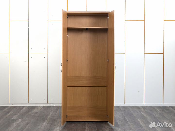 Гардеробный шкаф