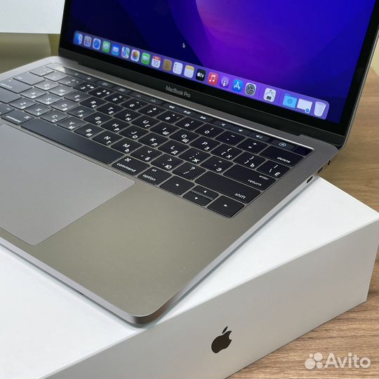 MacBook Pro 13 2016 Touch Bar 4 порта