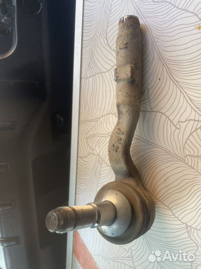 Рулевой наконечник BMW 520i f10