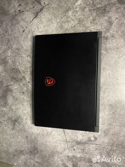 Ноутбук MSI GF63 Thin 11UC-207XRU