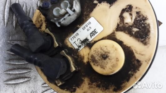 Датчик уровня топлива toyota corolla verso 2 (99T1