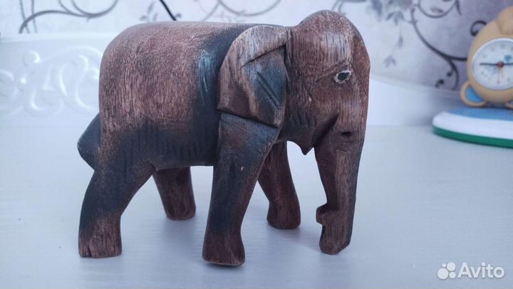 Слон фигурка из дерева,статуэтка