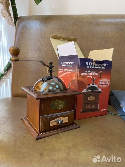 Кофемолка ручная vitesse