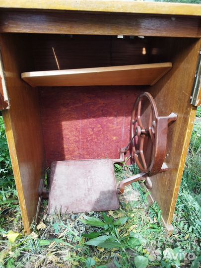 Механизм педали от швейной машинки