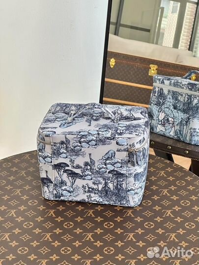 Косметичка Dior