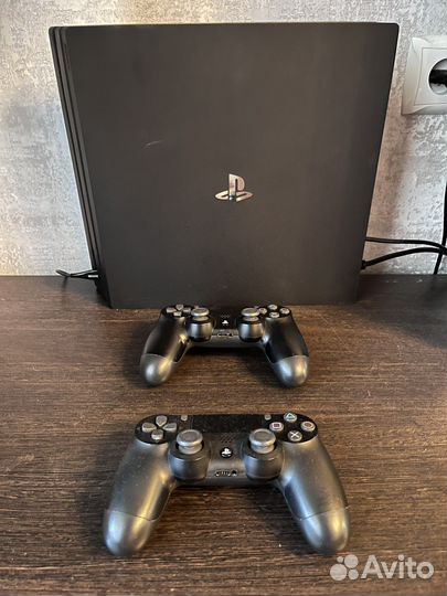 Sony PS4 pro 1tb