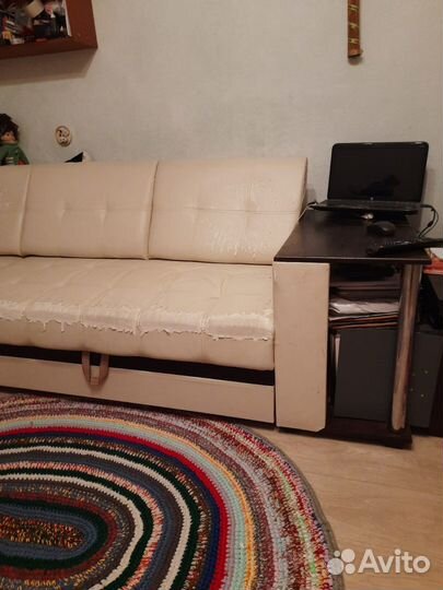 Продам диван кожаный