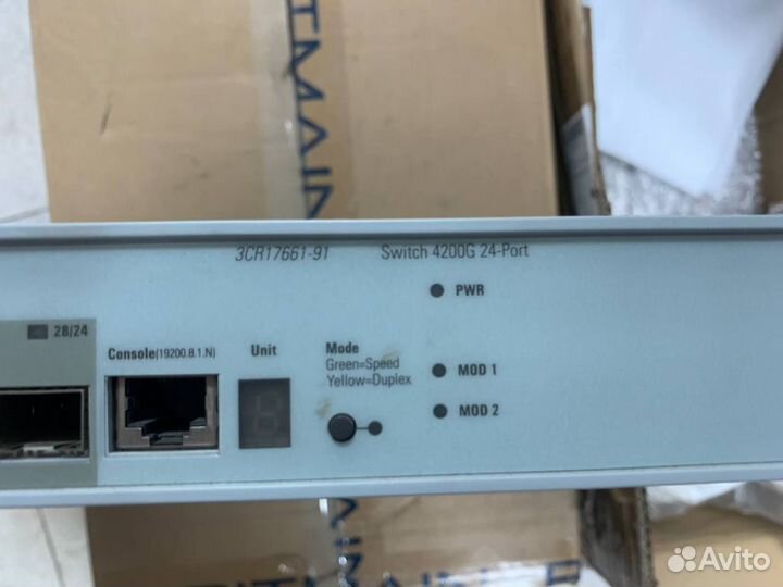 Свитч 24 Порта 10/100/1000