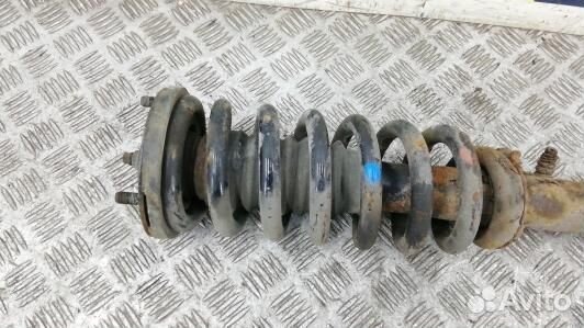 Стойка передняя правая KIA sorento 1 (1BN25N501)