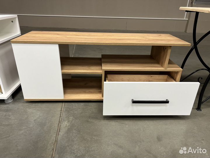 Тумба под тв «Парус-4»